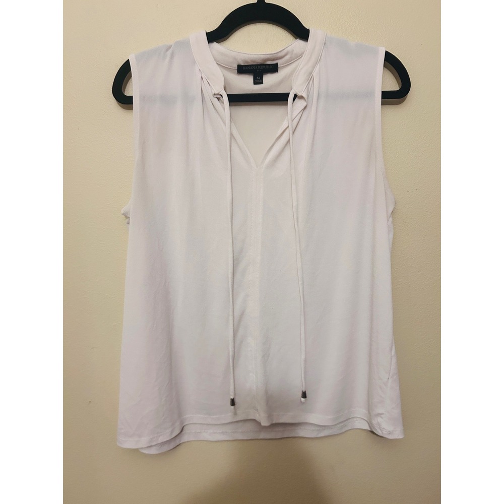 Banana Republic Sleeveless Blouse Womens Medium White Excellent Tie Neck V-Neck